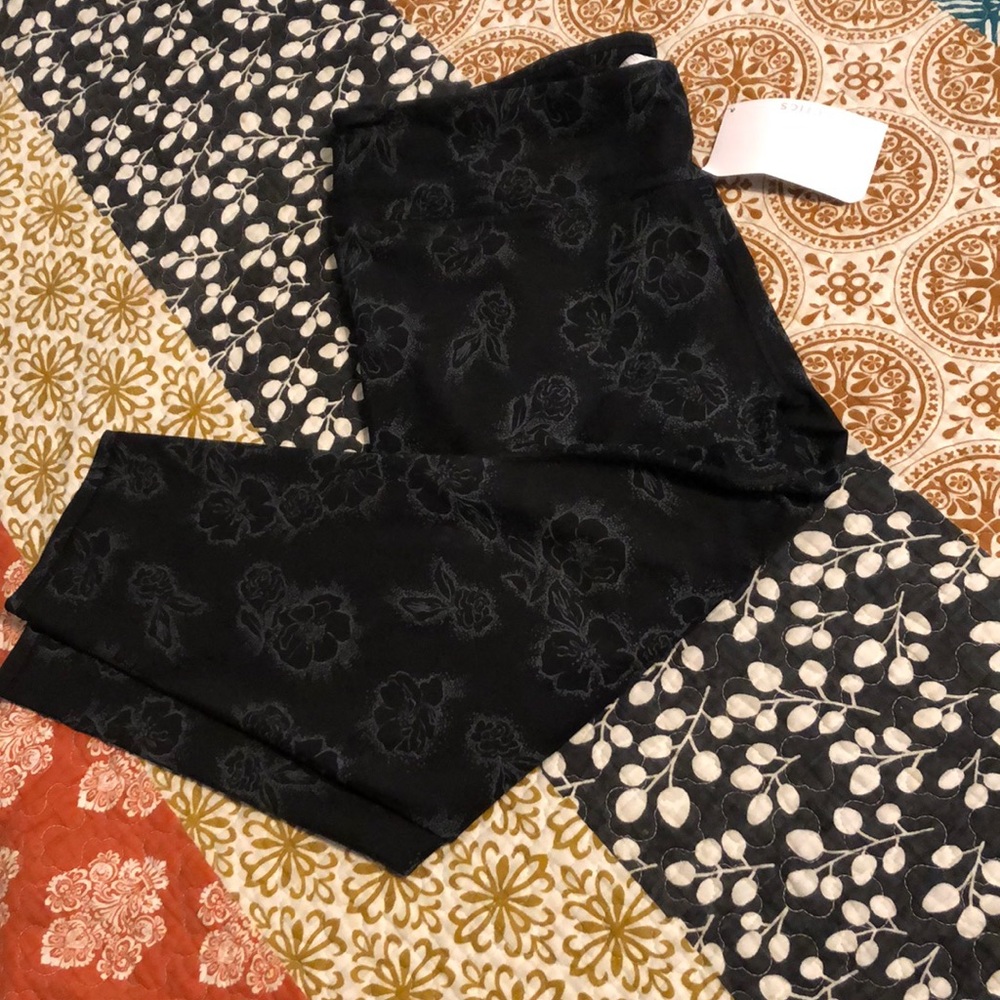 New w/ tags 3x workout capris